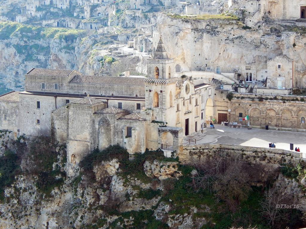 Sotto L'Arco Hotel Matera Exterior photo